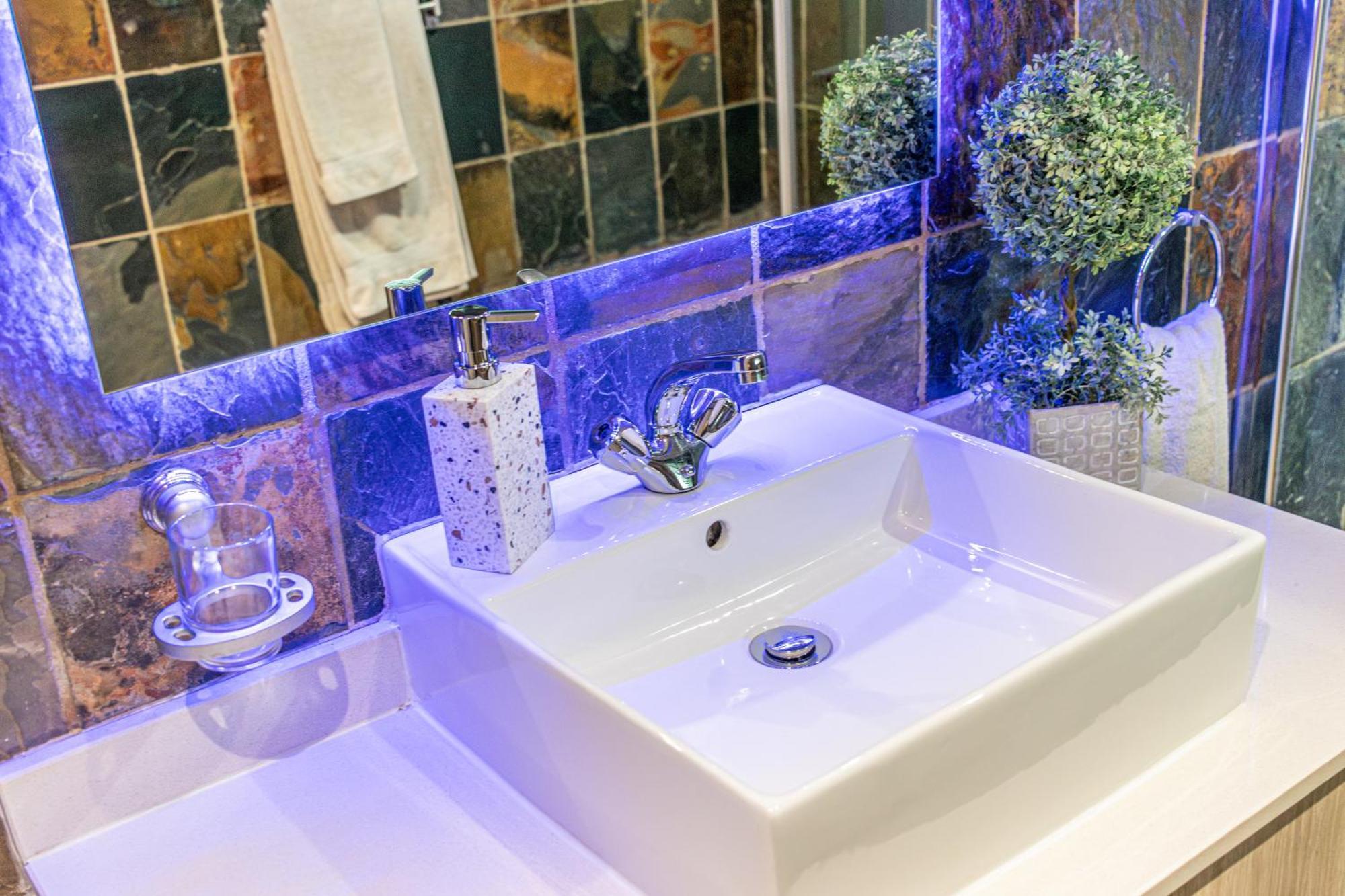 Gold Crest Guesthouse Roodepoort Dış mekan fotoğraf