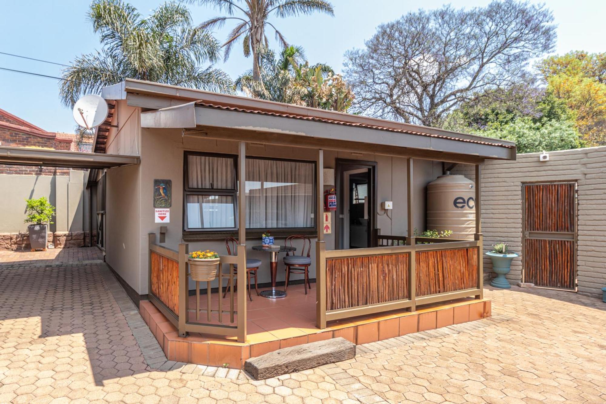 Gold Crest Guesthouse Roodepoort Dış mekan fotoğraf